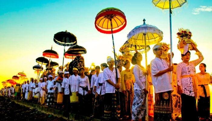 Informasi Umum Tentang Bali, Sejarah Pariwisata  Bali